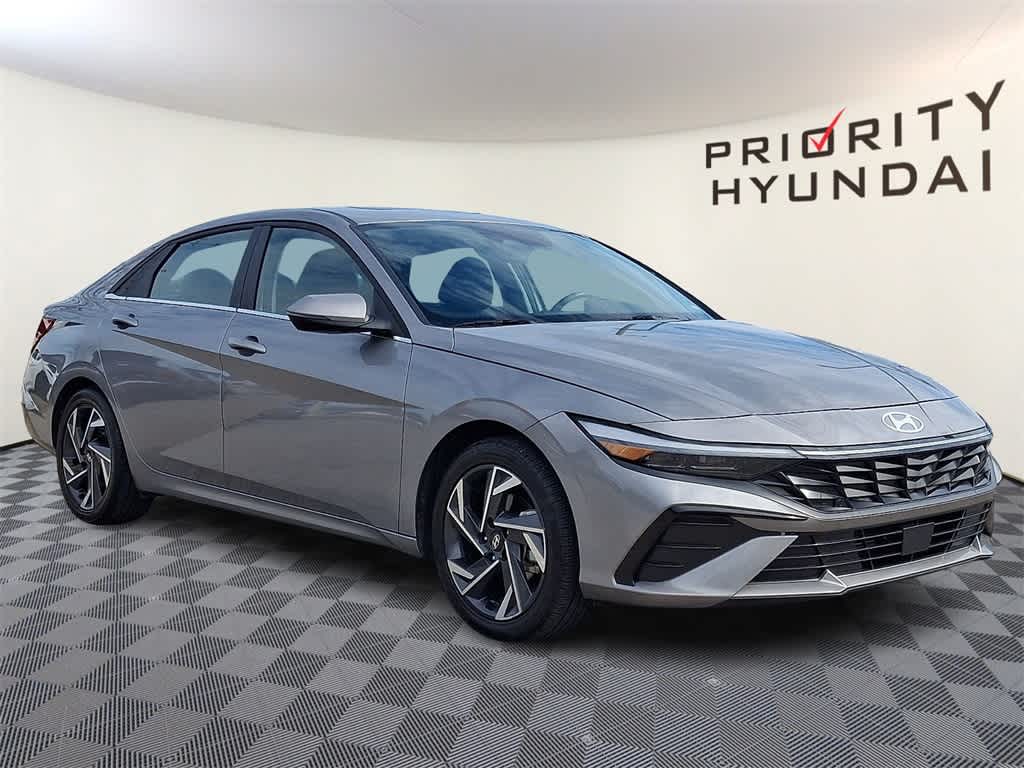 Thumbnail: 2025 Hyundai Elantra - 2