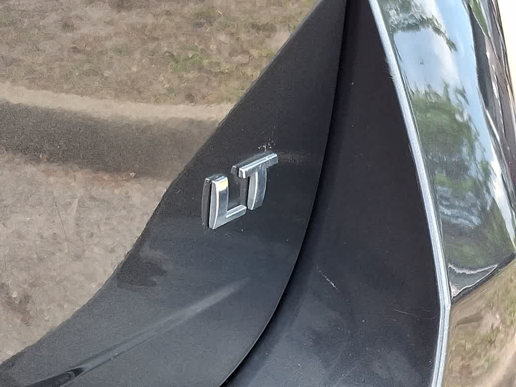 Thumbnail: 2017 Chevrolet Equinox - 32