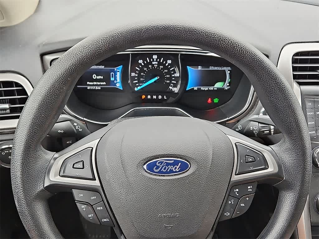 Thumbnail: 2017 Ford Fusion - 18