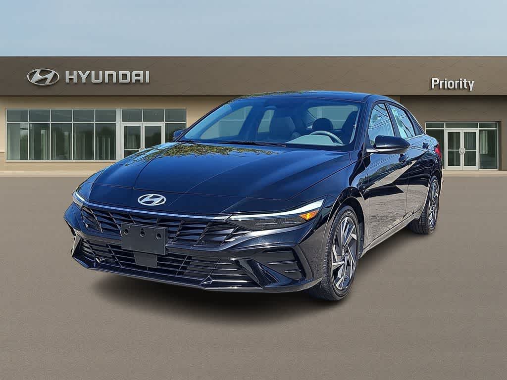 Thumbnail: 2025 Hyundai Elantra - 1