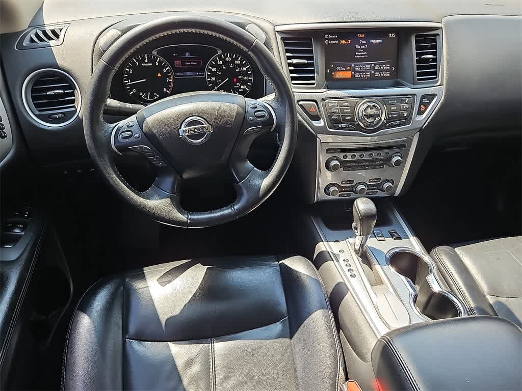 Thumbnail: 2018 Nissan Pathfinder - 12