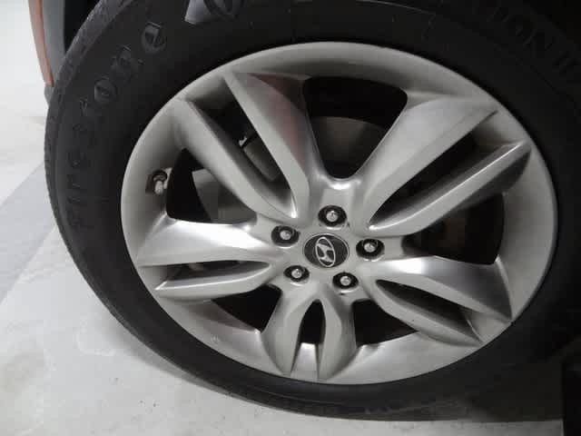 Thumbnail: 2013 Hyundai Santa Fe - 32