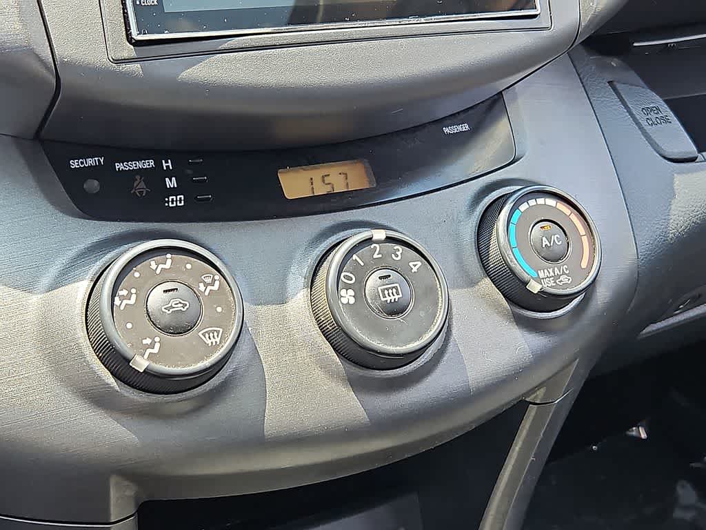 Thumbnail: 2010 Toyota RAV4 - 16
