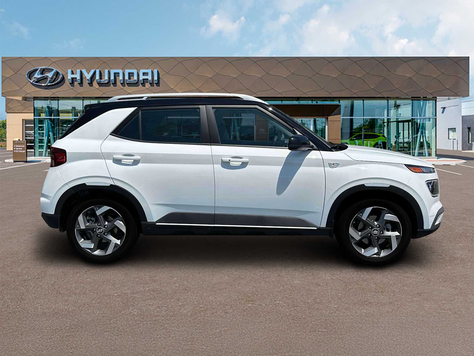 Thumbnail: 2025 Hyundai Venue - 9