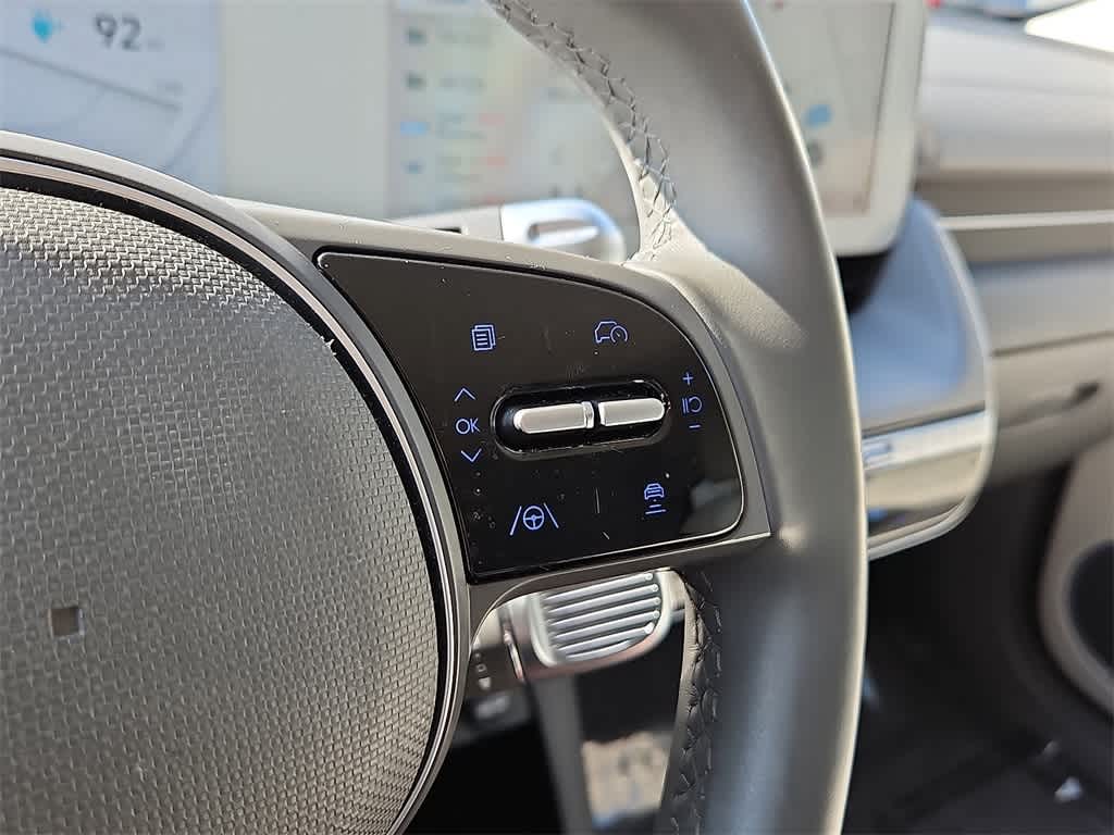 Thumbnail: 2023 Hyundai Ioniq 5 - 22
