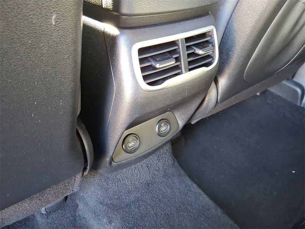 Thumbnail: 2023 Hyundai Santa Fe - 26