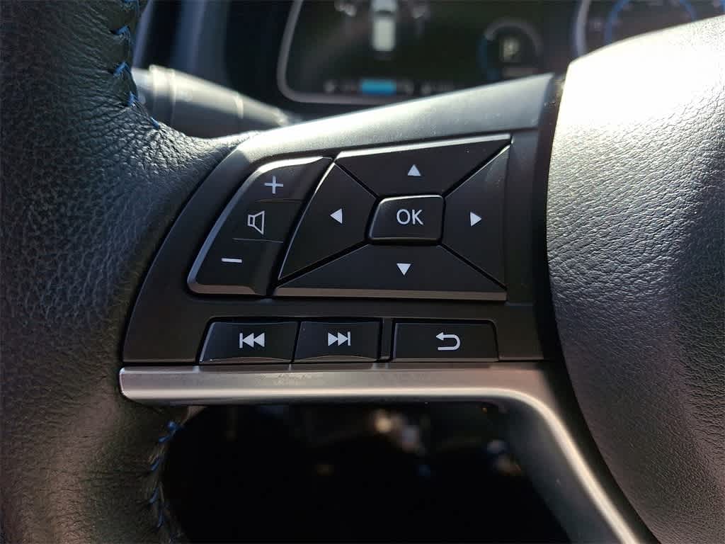 Thumbnail: 2022 Nissan Leaf - 20