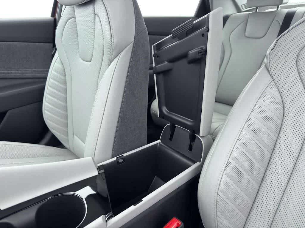 Thumbnail: 2026 Hyundai Elantra - 24