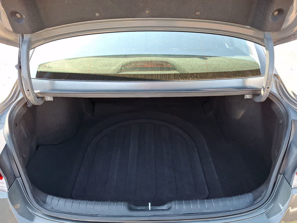 Thumbnail: 2025 Hyundai Elantra - 30