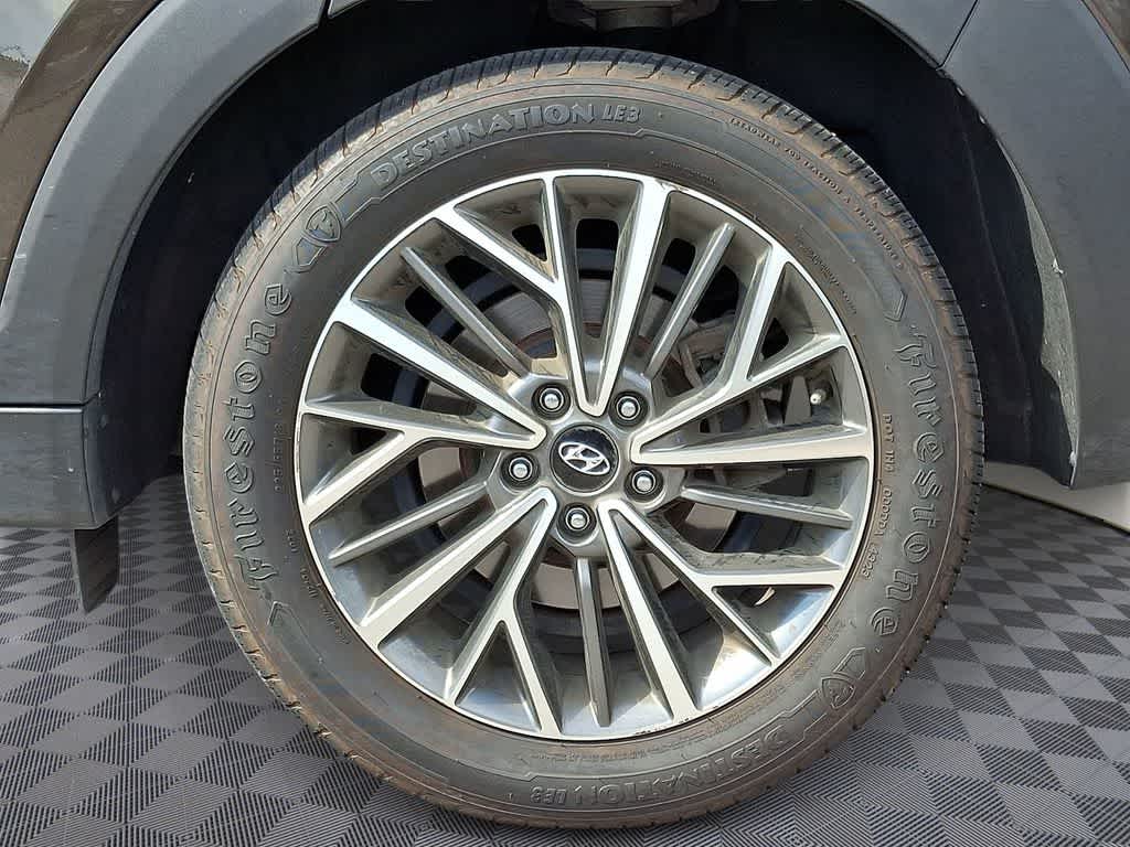 Thumbnail: 2019 Hyundai Tucson - 8