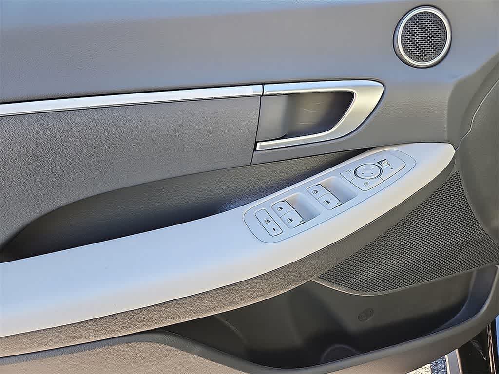 Thumbnail: 2026 Hyundai Sonata - 11