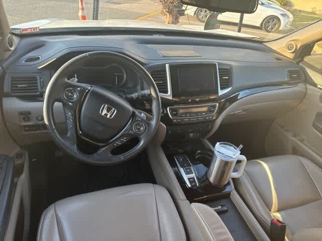 Thumbnail: 2016 Honda Pilot - 13