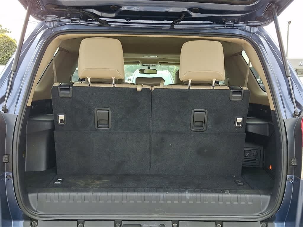 Thumbnail: 2013 Toyota 4Runner - 31