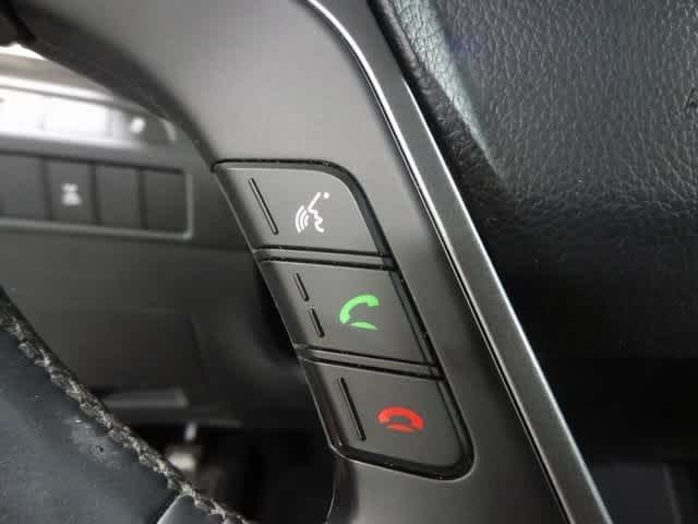 Thumbnail: 2013 Hyundai Santa Fe - 21