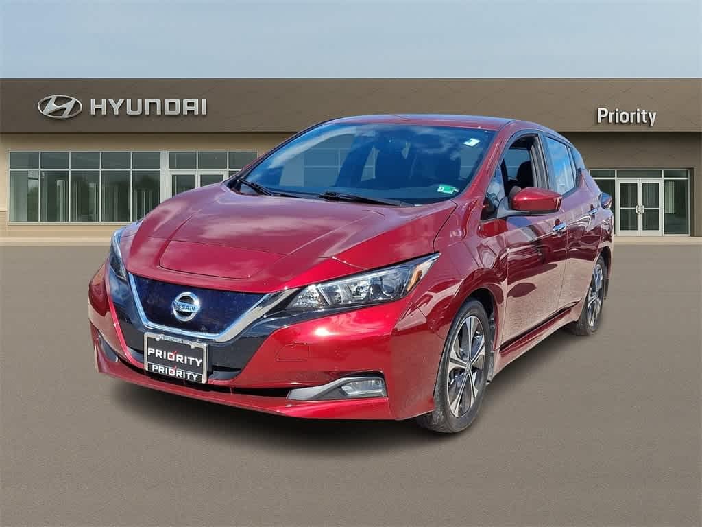 Used 2022 Nissan LEAF SV Hatchback