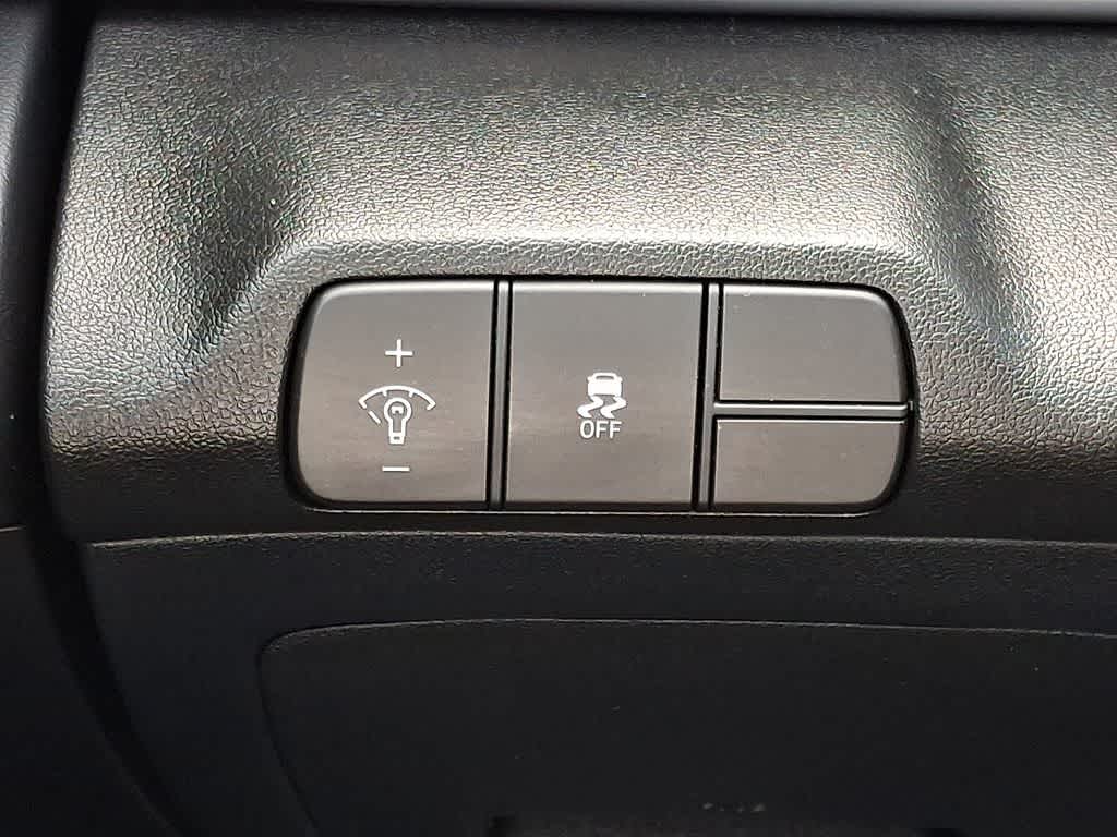 Thumbnail: 2024 Hyundai Elantra - 25