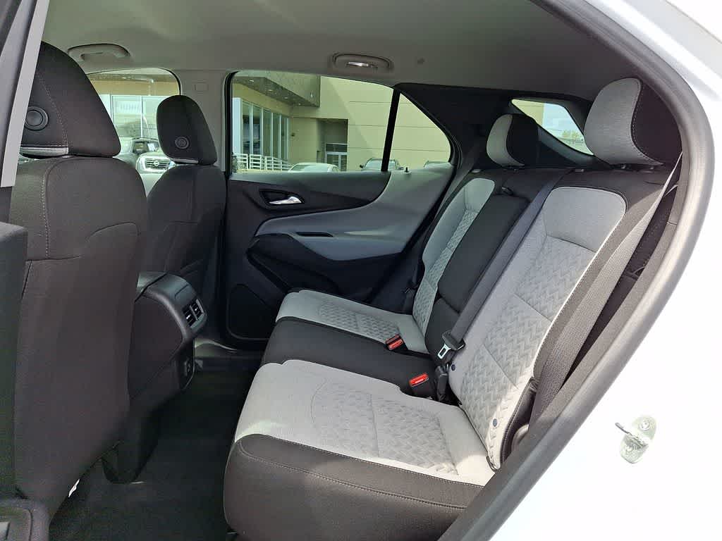 Thumbnail: 2023 Chevrolet Equinox - 9