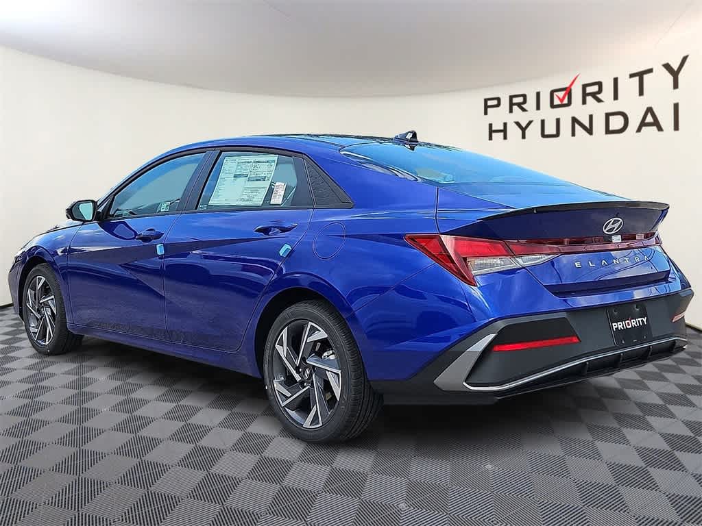 Thumbnail: 2025 Hyundai Elantra - 6