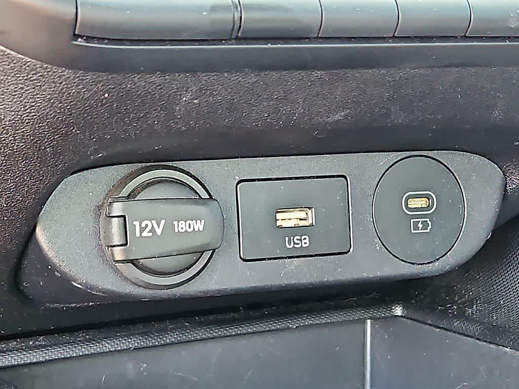 Thumbnail: 2024 Hyundai Elantra - 24