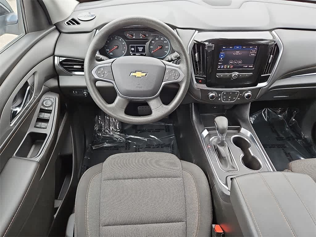 Thumbnail: 2021 Chevrolet Traverse - 11