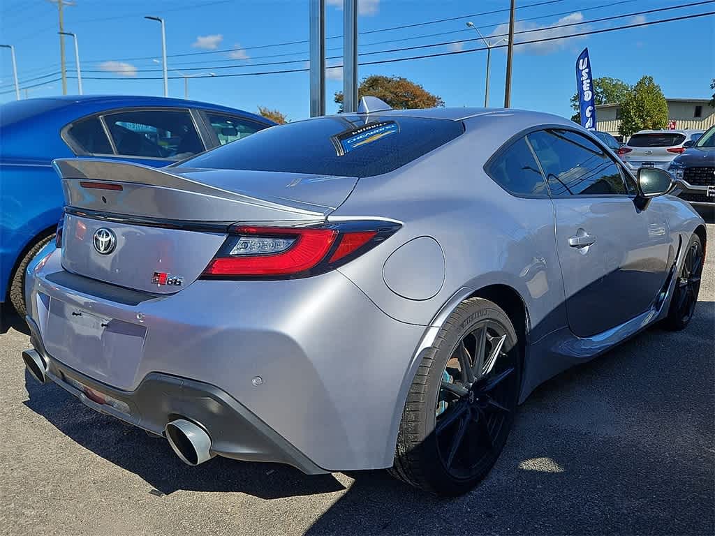Thumbnail: 2022 Toyota GR86 - 3