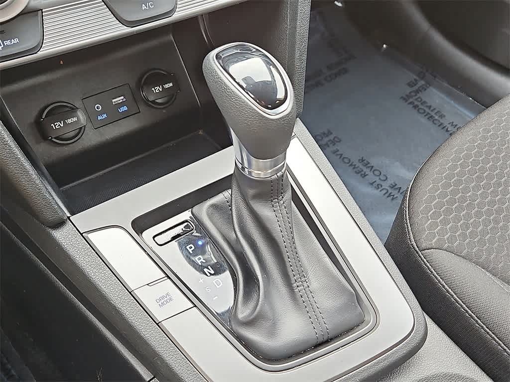 Thumbnail: 2019 Hyundai Elantra - 14