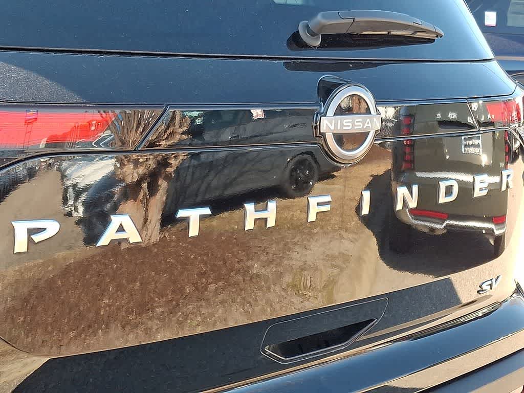 Thumbnail: 2024 Nissan Pathfinder - 32