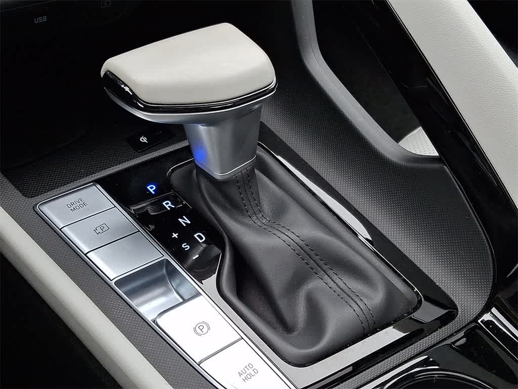 Thumbnail: 2025 Hyundai Elantra - 14