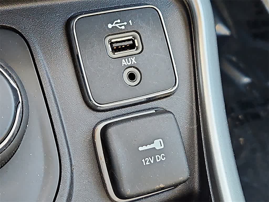 Thumbnail: 2020 Jeep Compass - 23