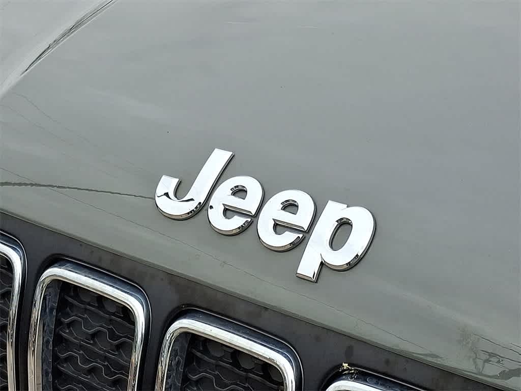 Thumbnail: 2020 Jeep Renegade - 30