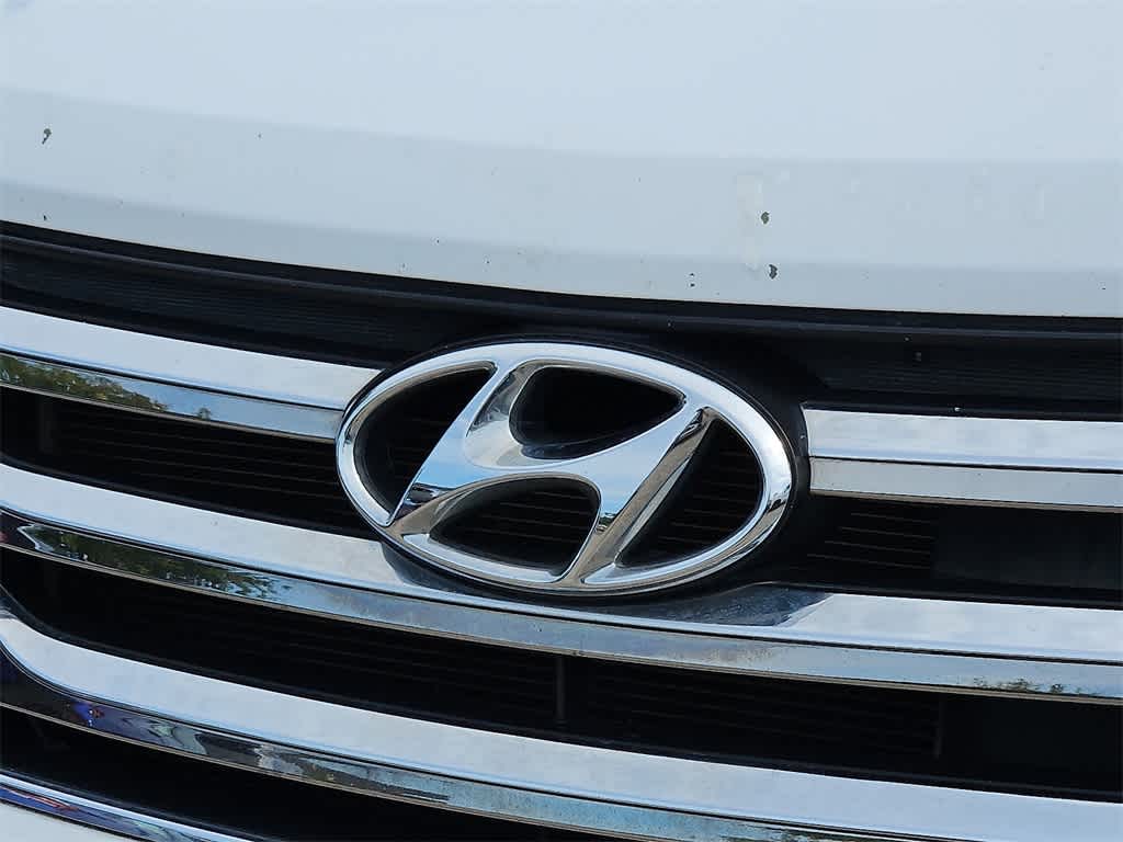 Thumbnail: 2013 Hyundai Santa Fe - 28