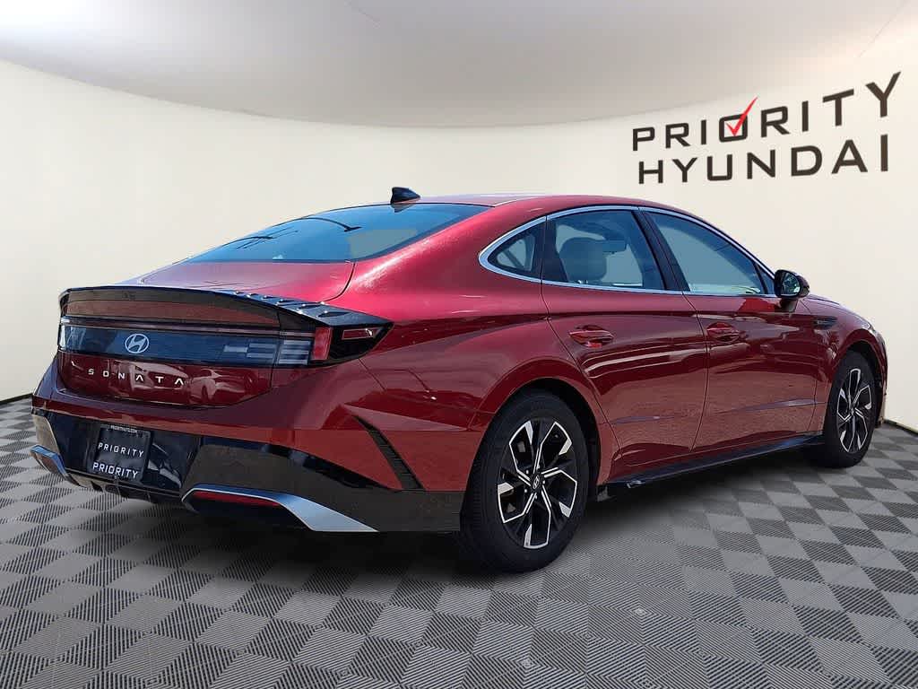 Thumbnail: 2025 Hyundai Sonata - 4
