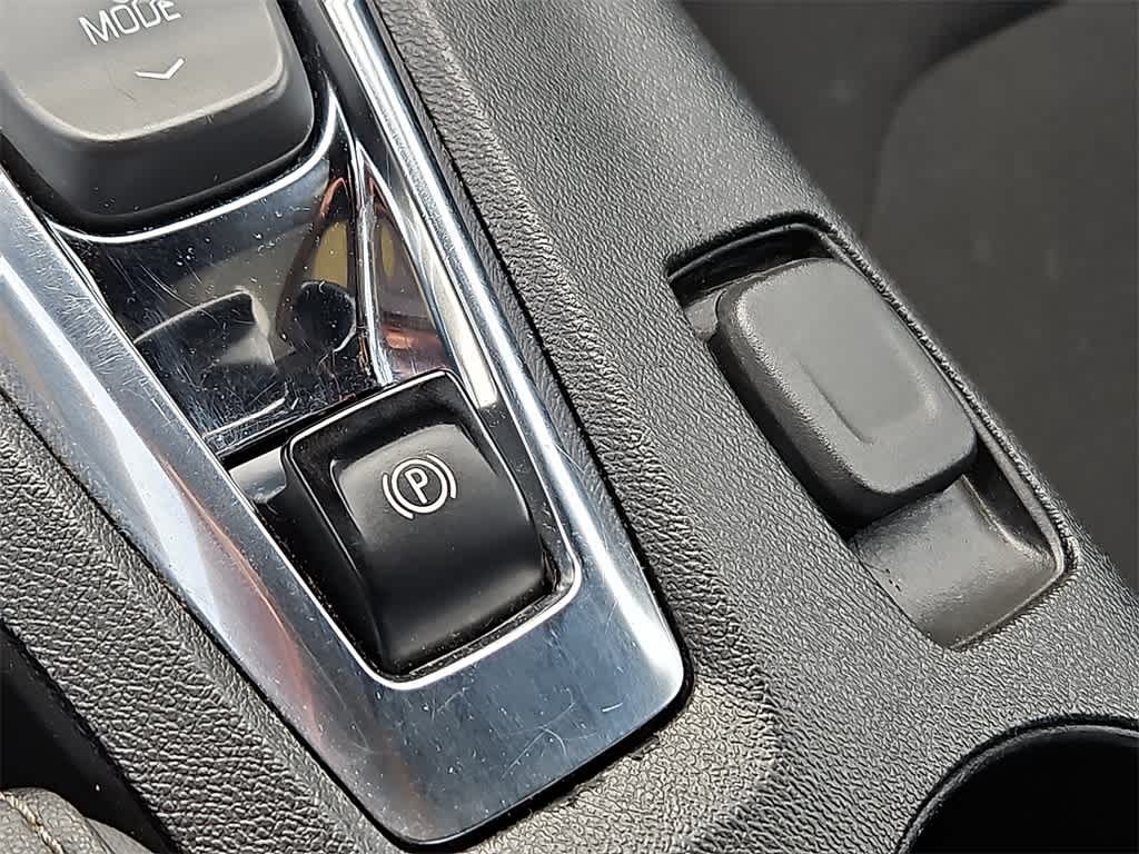 Thumbnail: 2019 Chevrolet Camaro - 24