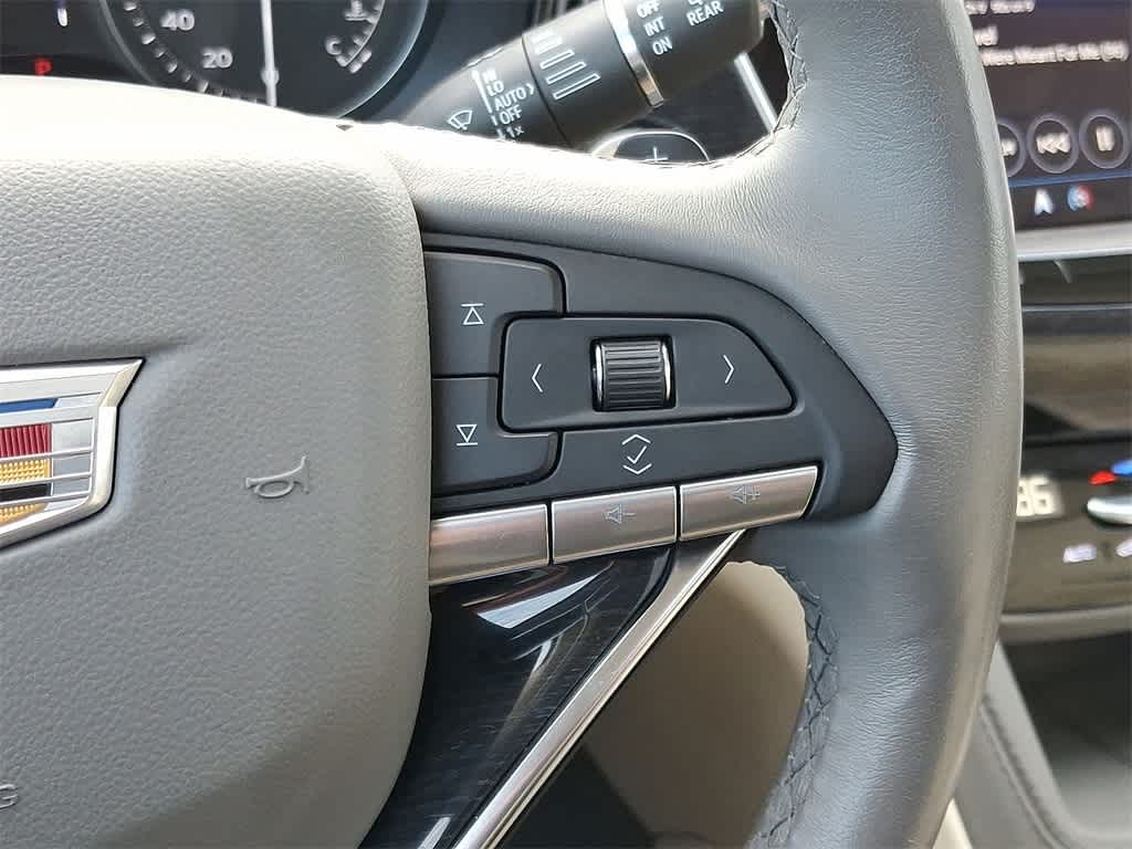 Thumbnail: 2024 Cadillac XT6 - 24