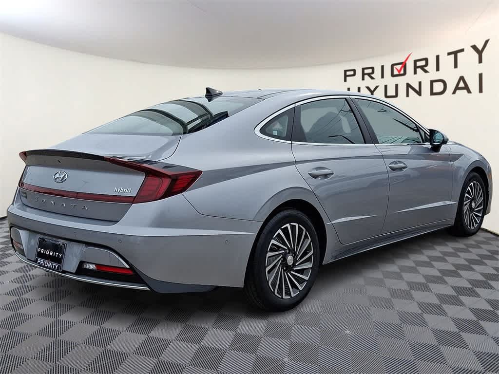 Thumbnail: 2023 Hyundai Sonata - 4