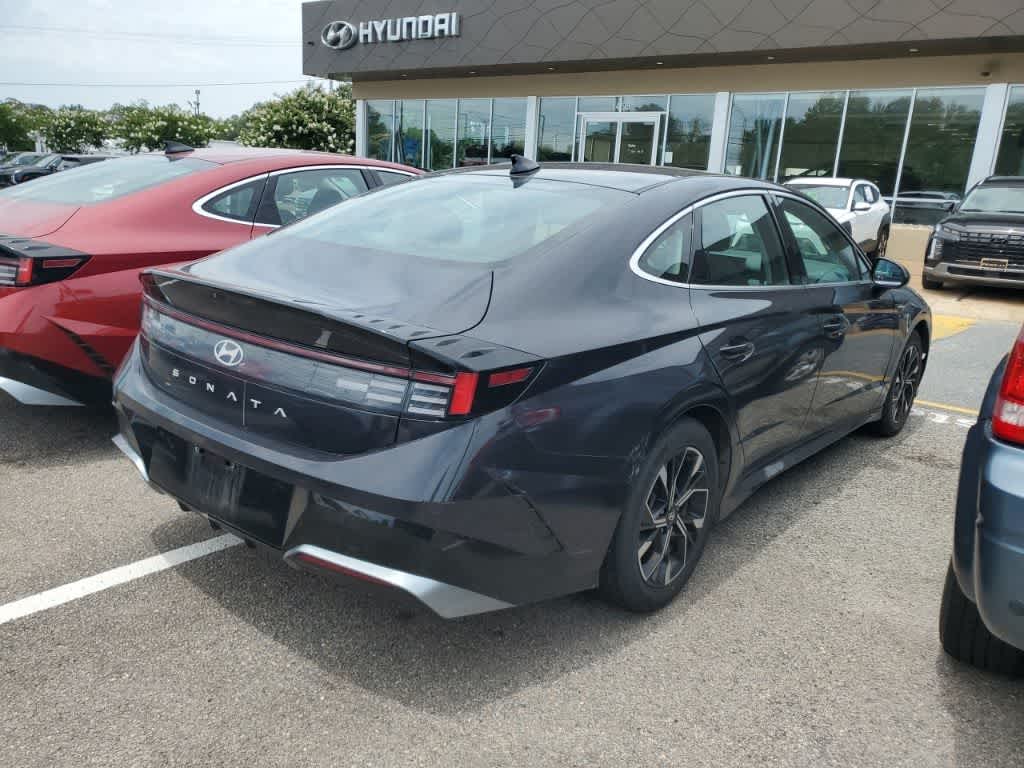 Thumbnail: 2024 Hyundai Sonata - 2