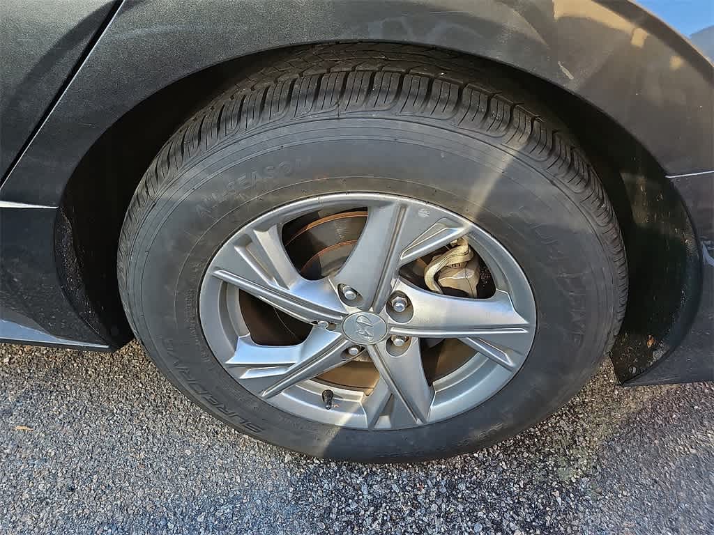 Thumbnail: 2023 Hyundai Sonata - 6