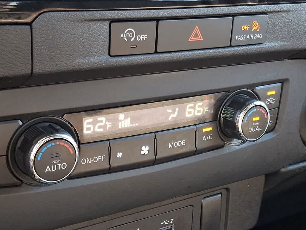 Thumbnail: 2024 Nissan Frontier - 15