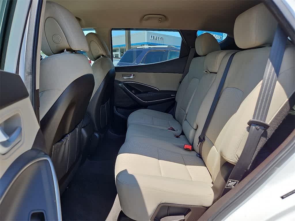 Thumbnail: 2017 Hyundai Santa Fe - 10