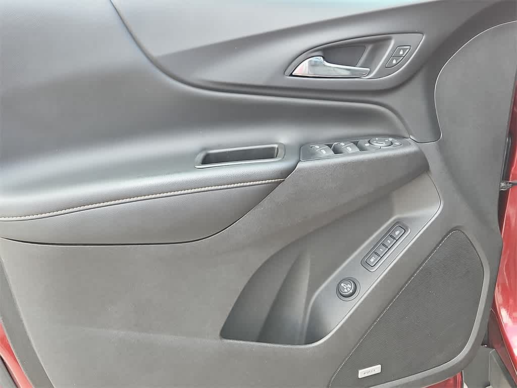 Thumbnail: 2019 Chevrolet Equinox - 12