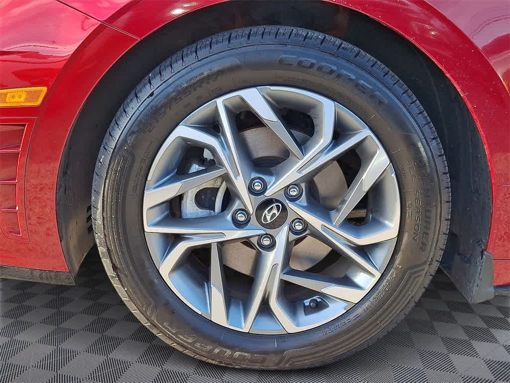 Thumbnail: 2023 Hyundai Sonata - 8