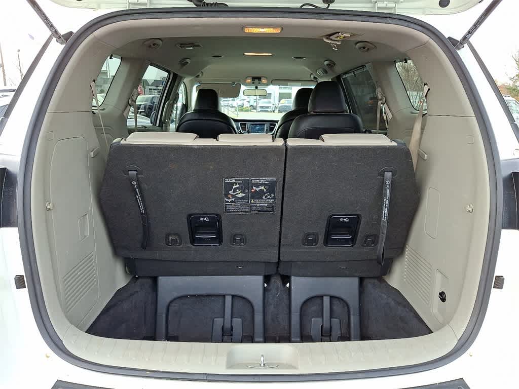 Thumbnail: 2019 Kia Sedona - 26