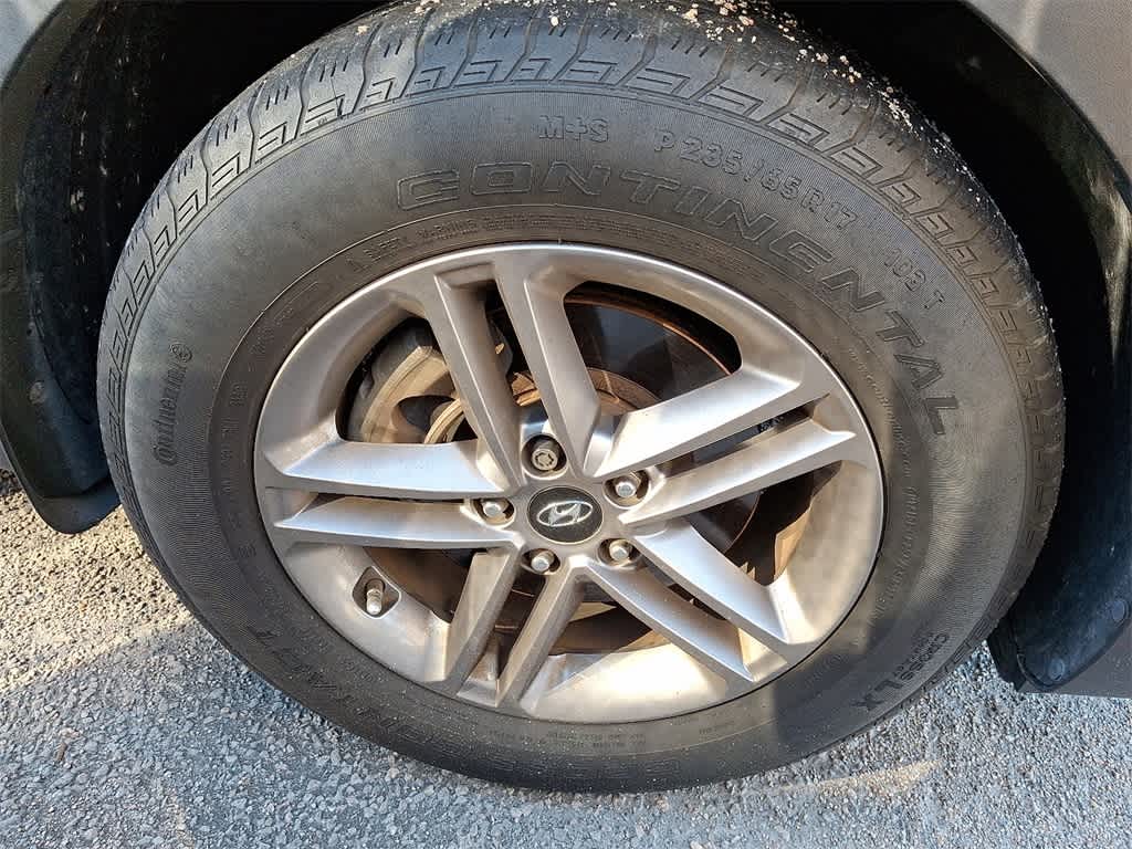 Thumbnail: 2017 Hyundai Santa Fe - 5