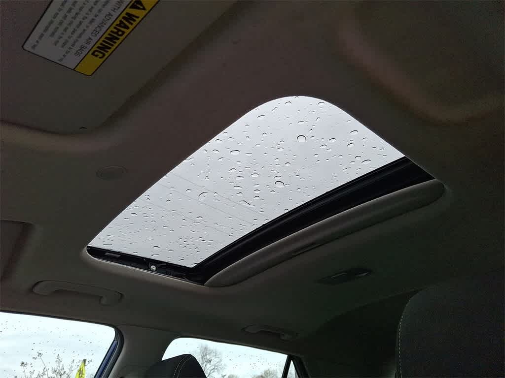 Thumbnail: 2023 Hyundai Venue - 11