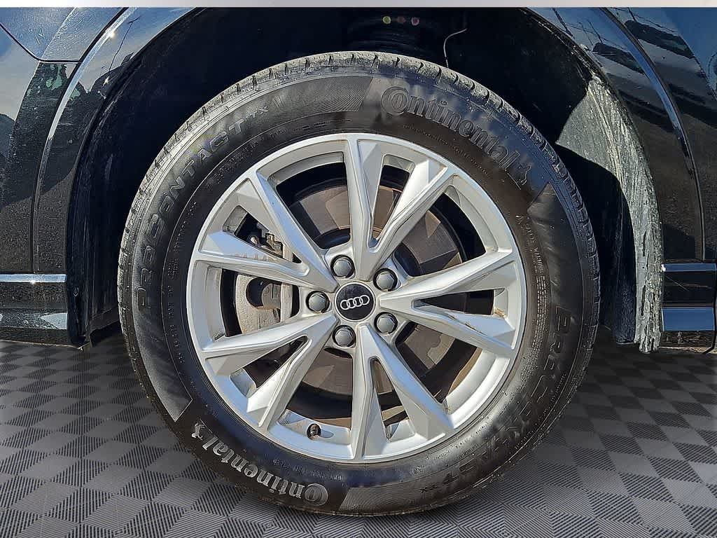 Thumbnail: 2024 Audi Q3 - 7