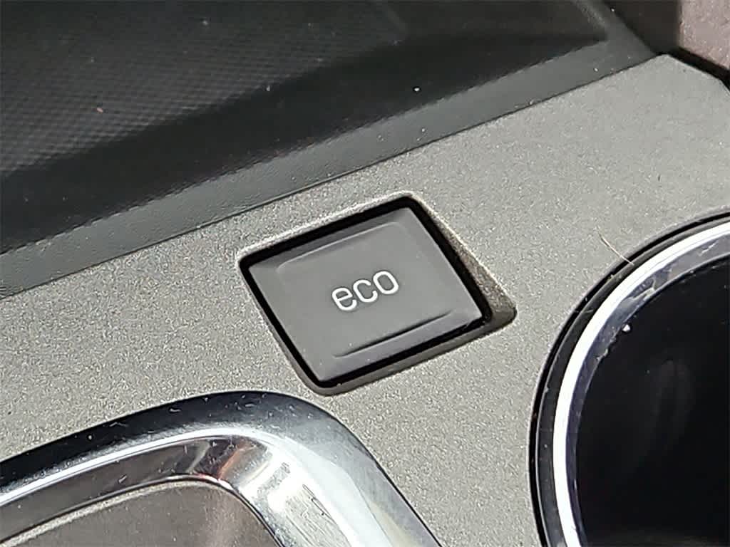 Thumbnail: 2013 Chevrolet Equinox - 20