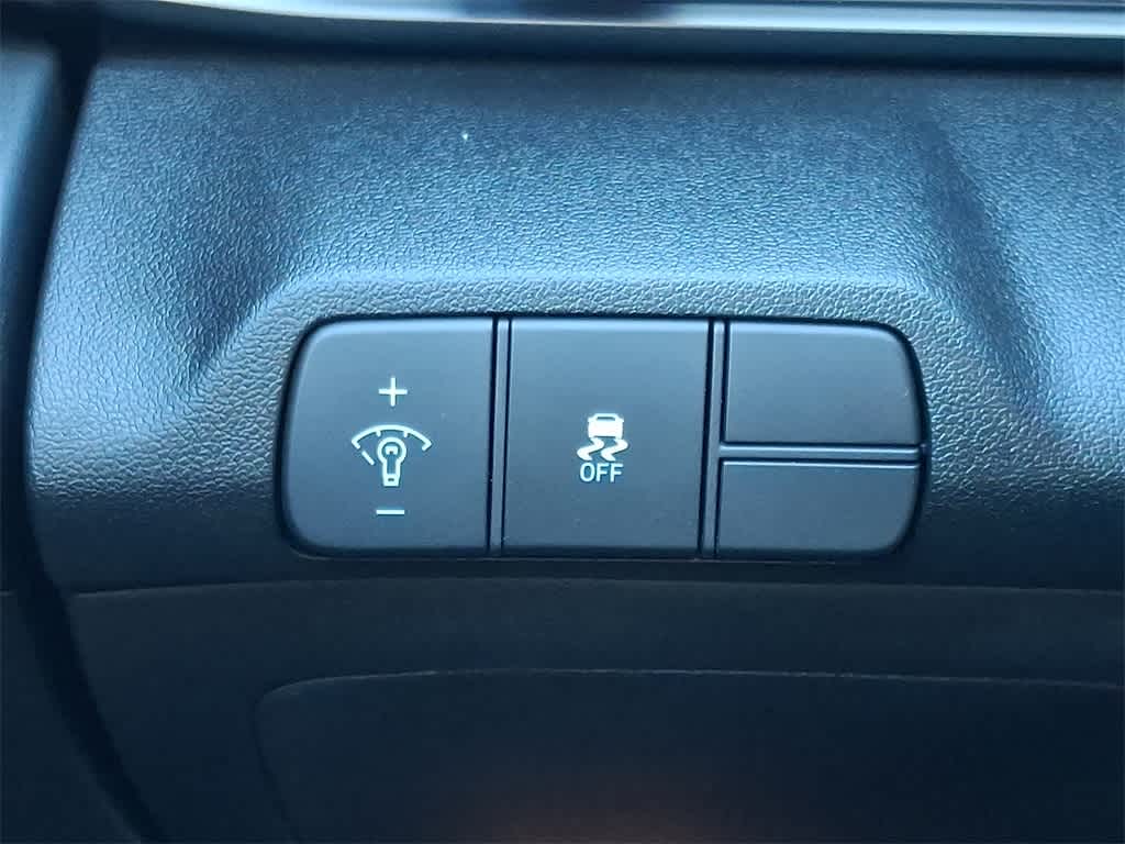 Thumbnail: 2025 Hyundai Elantra - 23