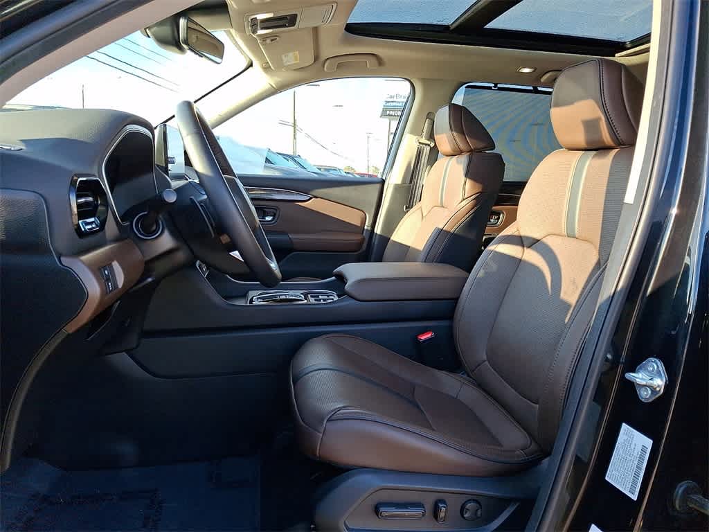 Thumbnail: 2025 Honda Pilot - 13