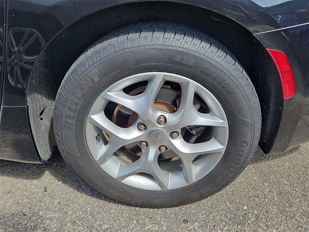 Thumbnail: 2019 Chrysler Pacifica - 5