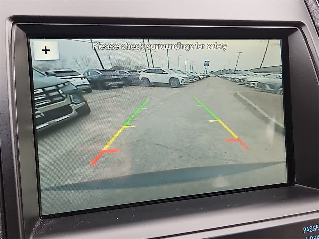 Thumbnail: 2018 Ford Taurus - 17